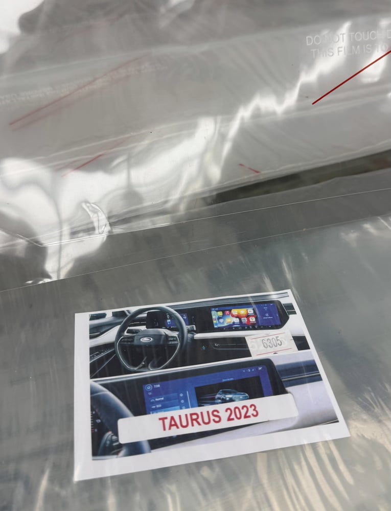 استكر الشاشة كامل تورس 2023