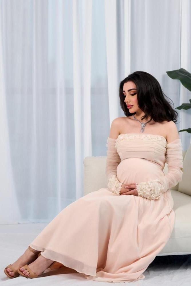 Soft chiffon maternity dress