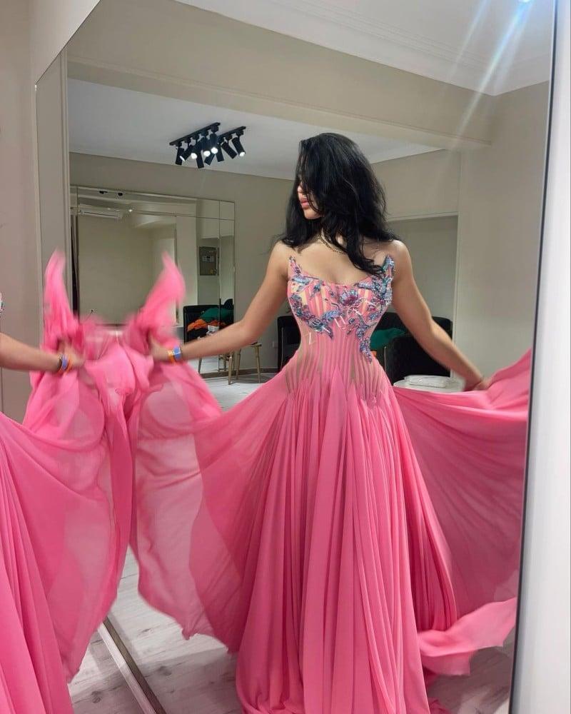 Elegant dress