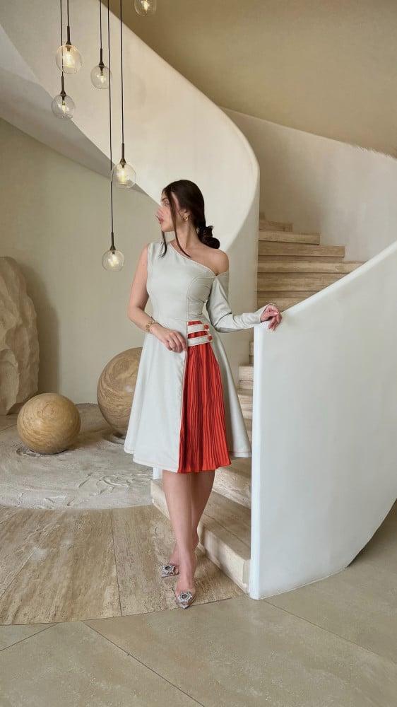 Elegant midi dress