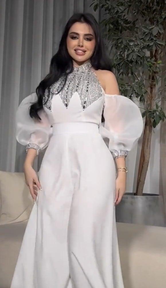 The jumpsuit of Al-Hiba