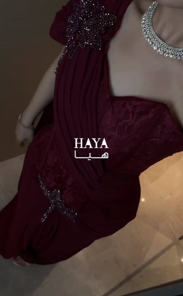 Hay105