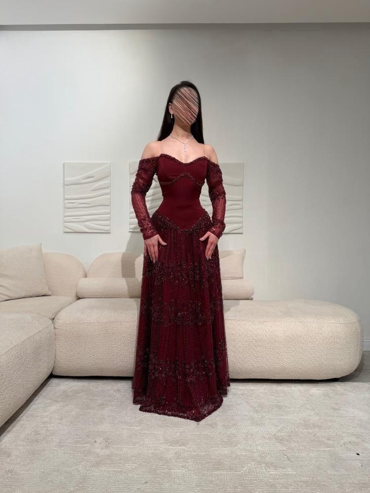 فستان عنابي