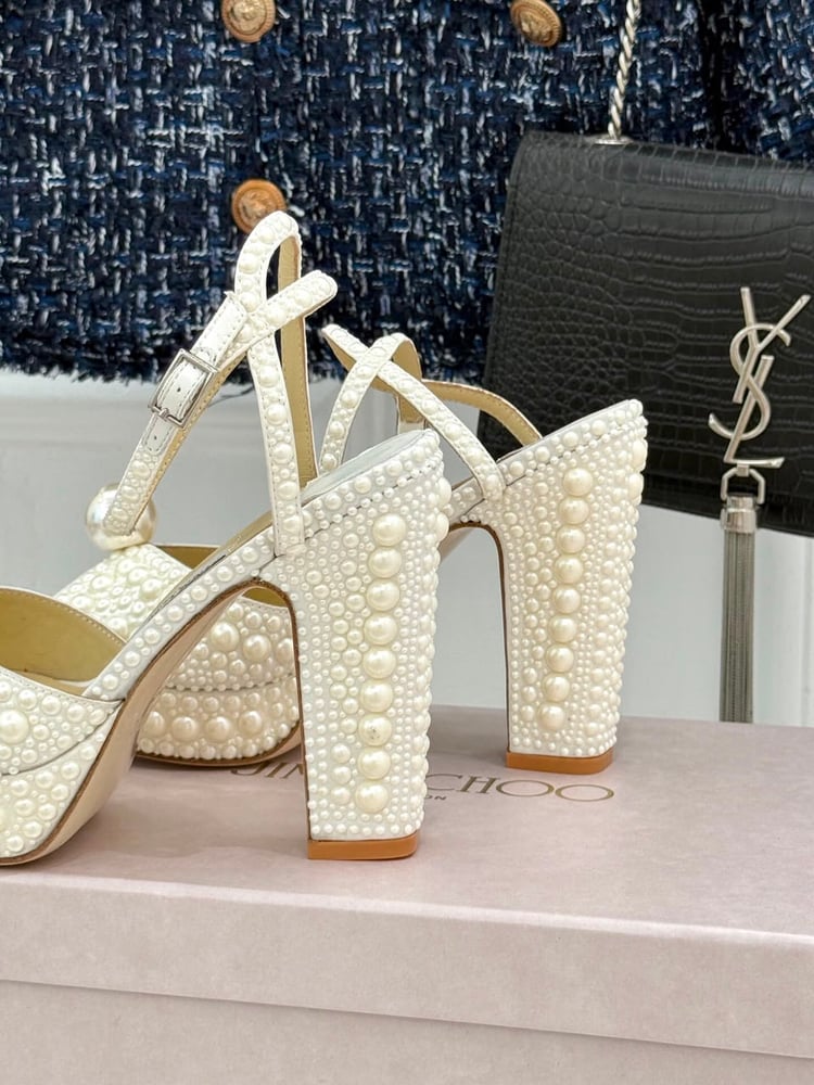 Jimmy choo كعب