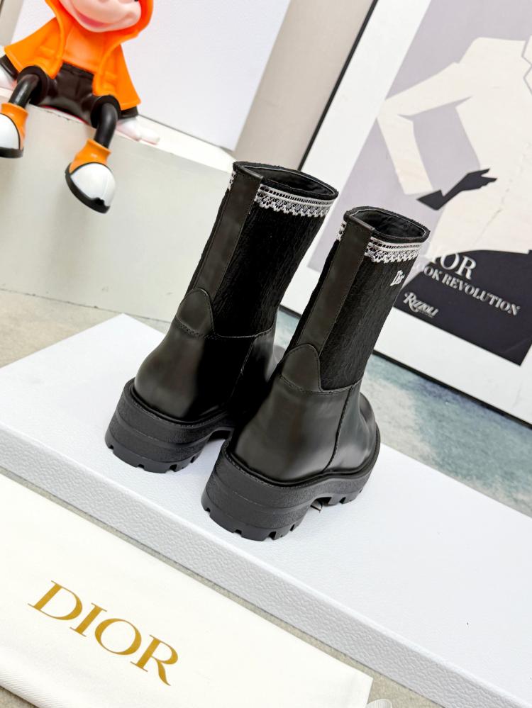 بوت Dior