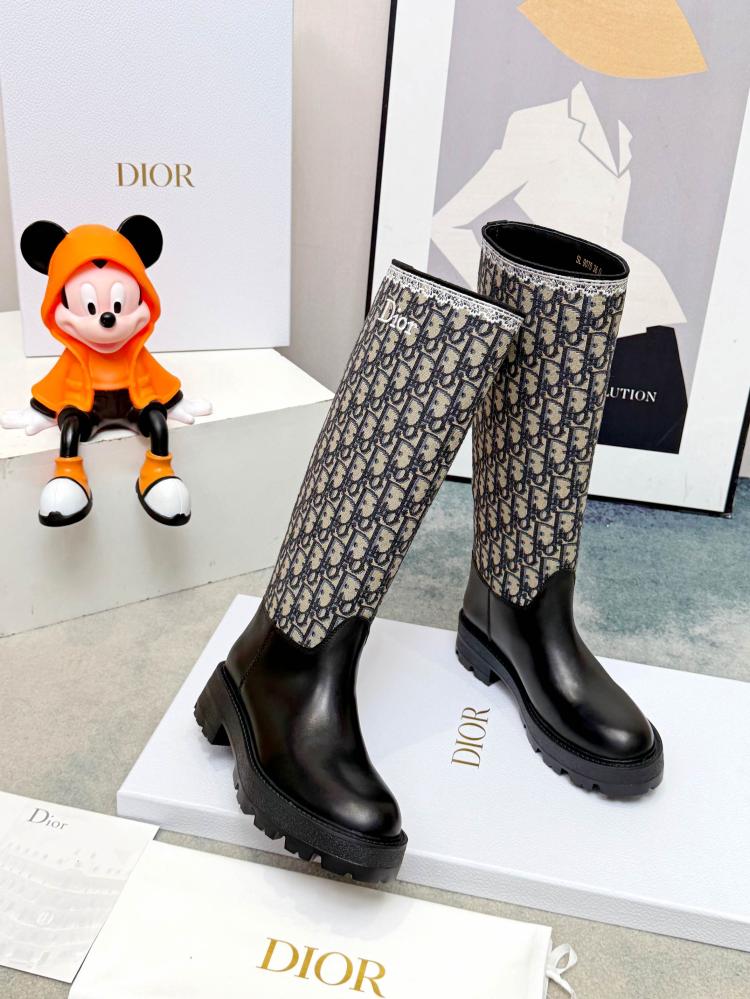 بوت Dior