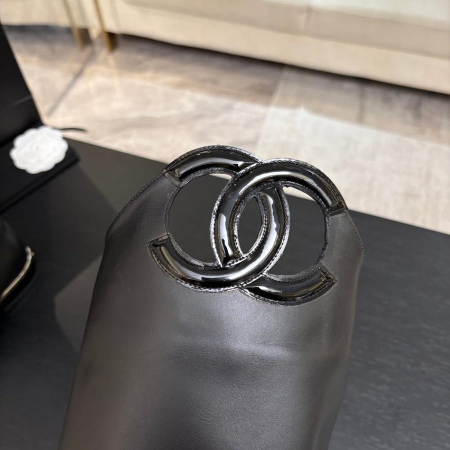 بوت Chanel طويل