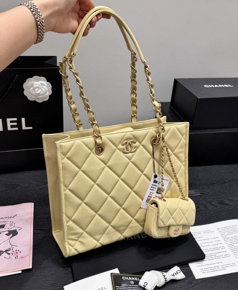 Chanel tote bag