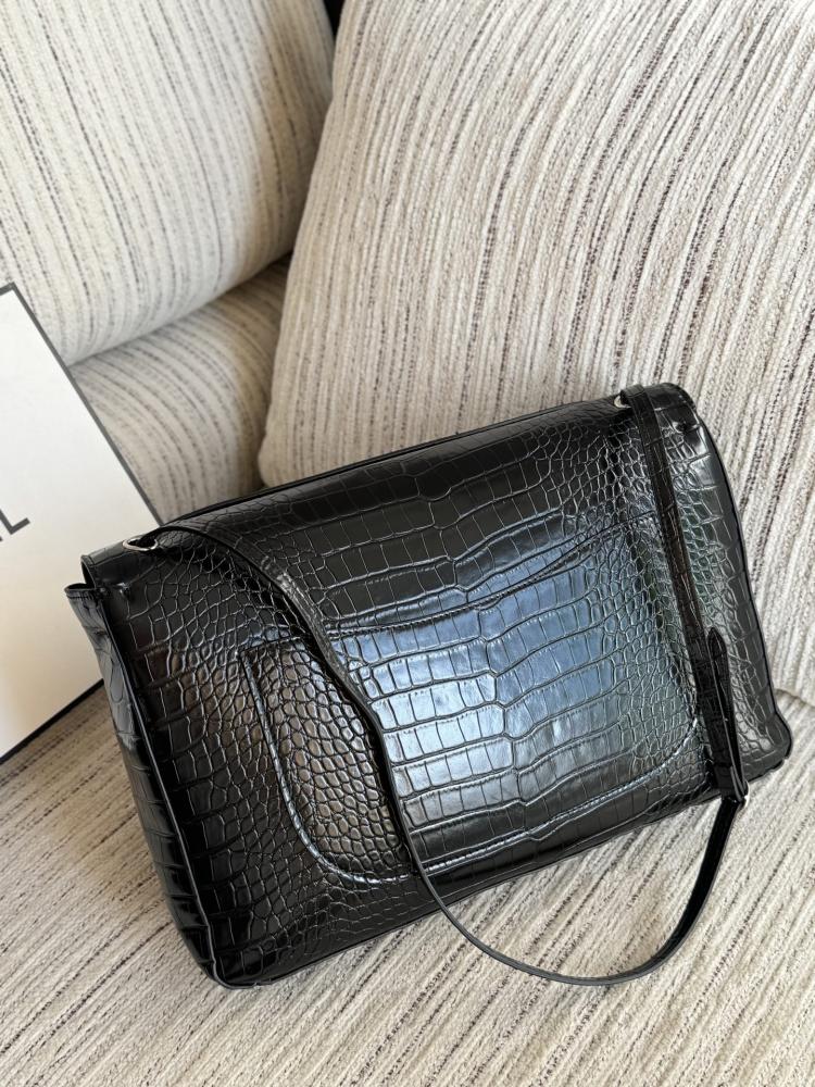 Chanel crocodile maxi flap bag
