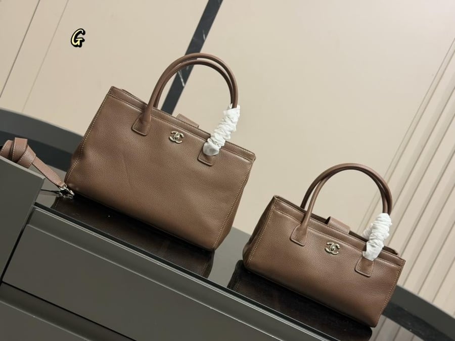 Chanel cerf tote bag
