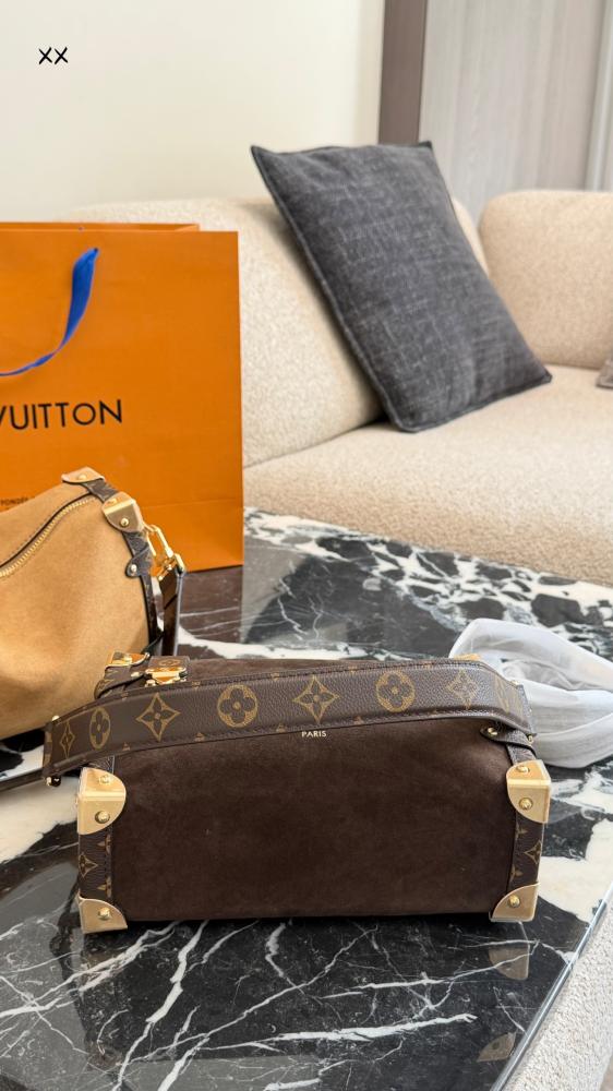 LV side trunk sued bag