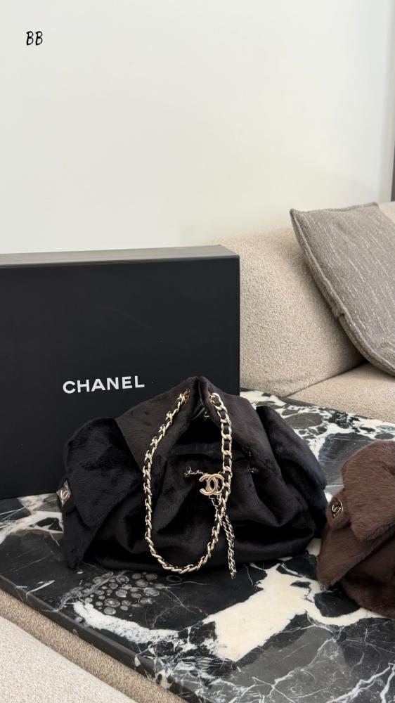 Chanel 25 Bag