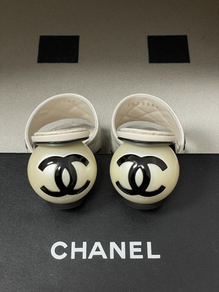 Chanel heels white