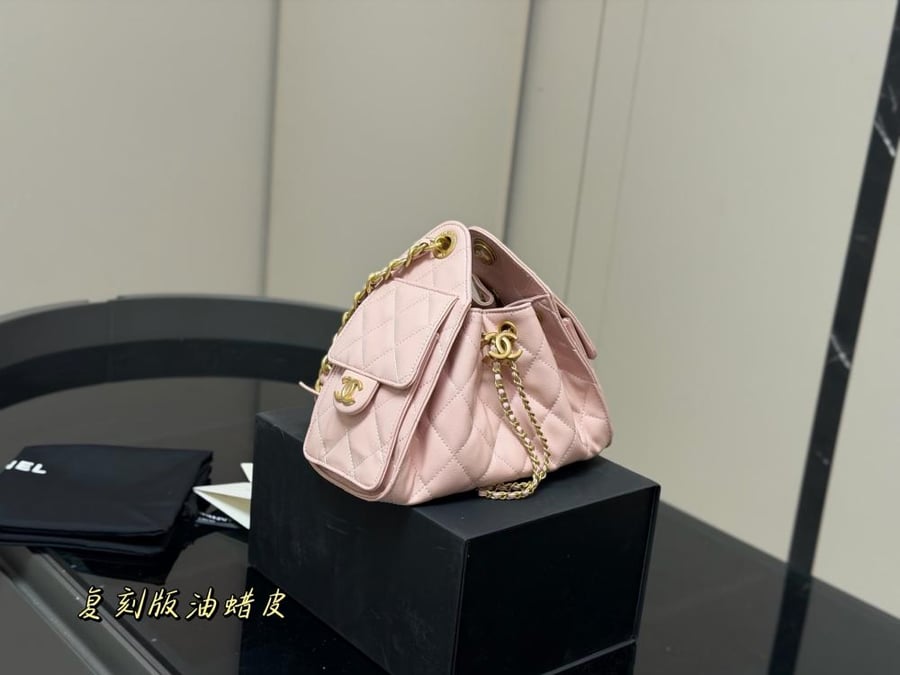 Chanel 25