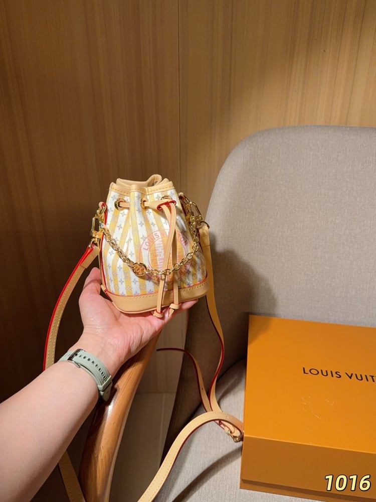 LV Nano noe mini