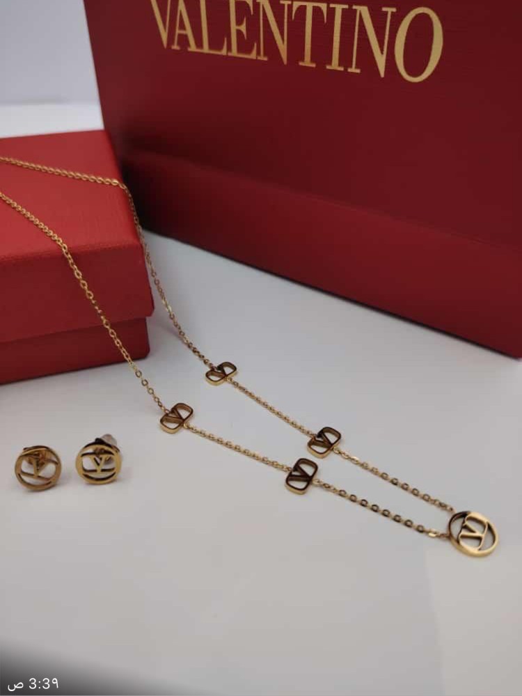 طقم فالنتينو