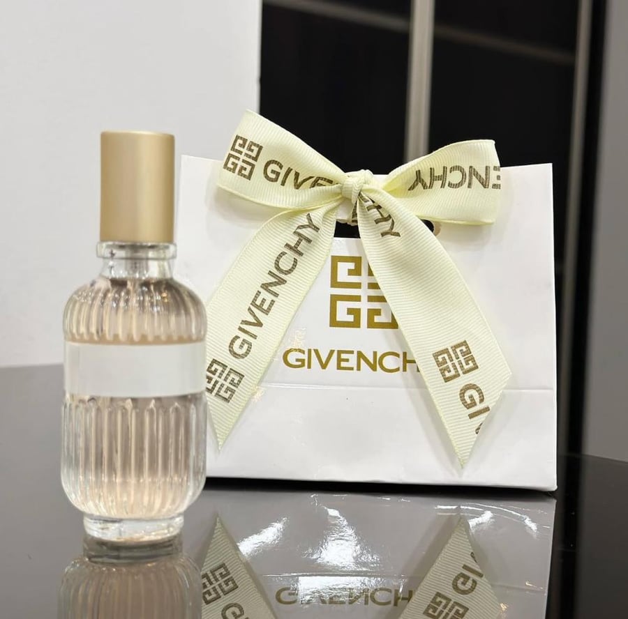 مجموعة عطور جيفينشي ٢٥ مل (١٢ عطر)