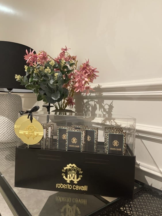 بوكس عطر روبرتو كفالي (١٢ عطر )