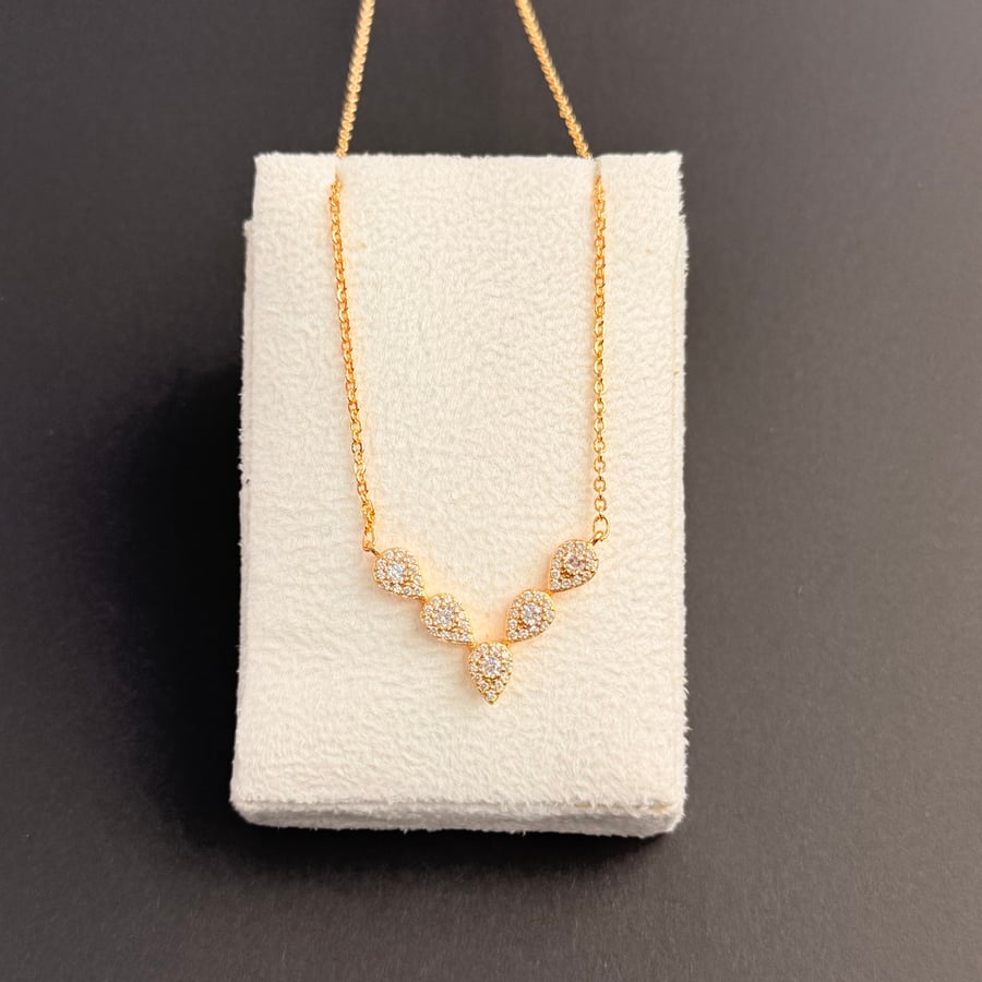 Gift package, gold alternative, love letter