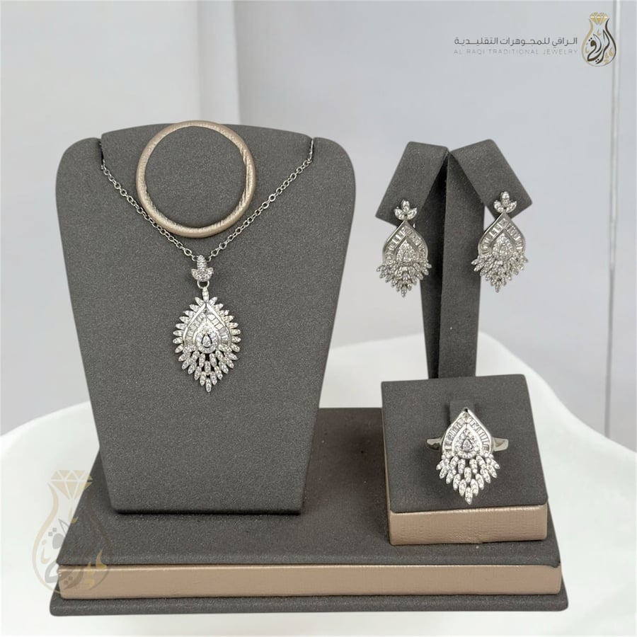 طقم زركون ناعم صدف