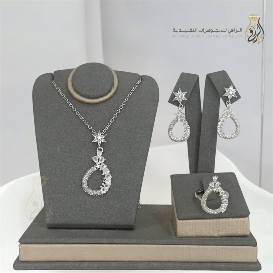 Oval Star of Elegance Set