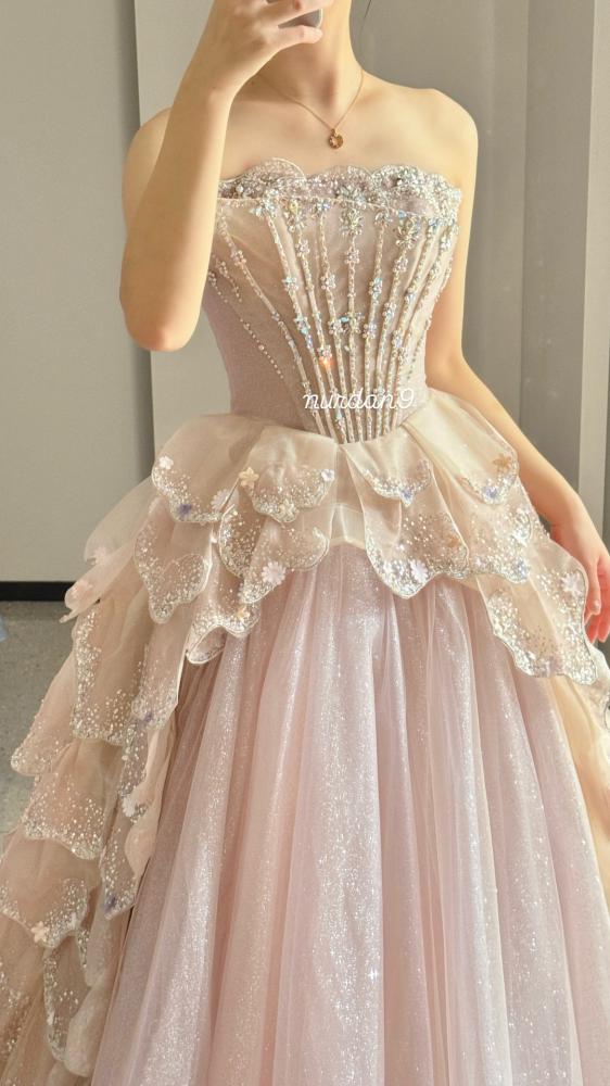 Luxurious dress