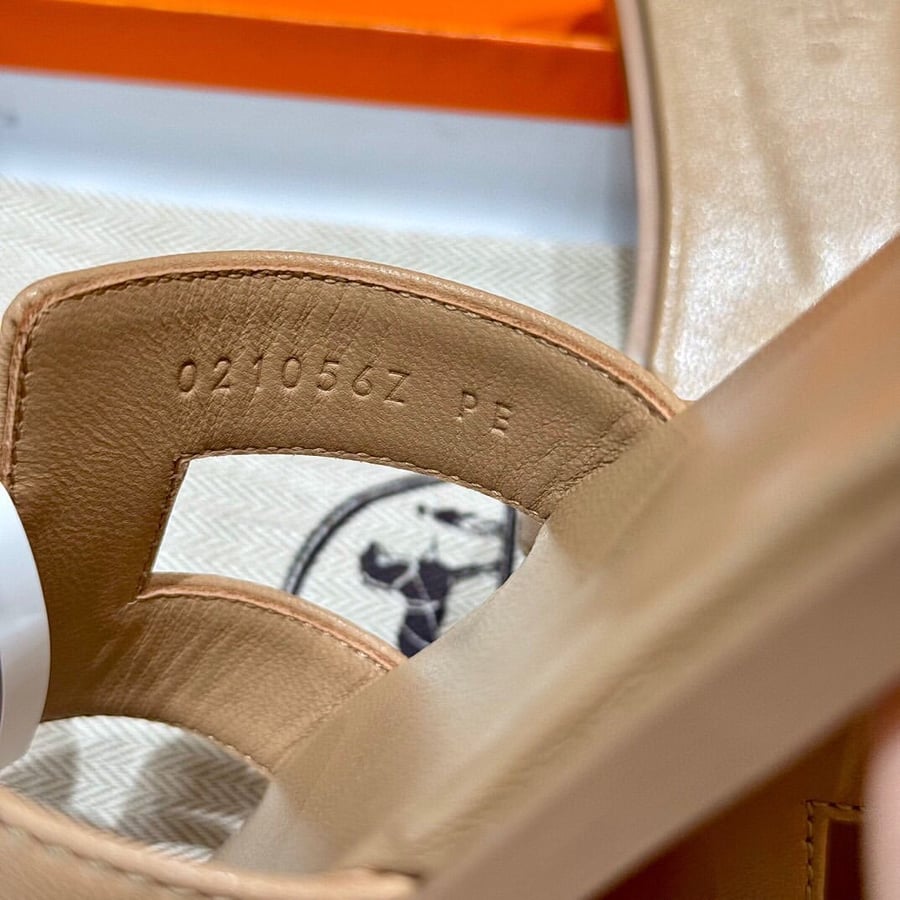 Oran Sandal