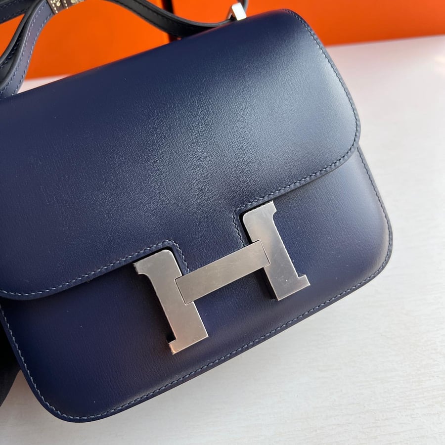 Constance 18 box Bleu Saphir With PHW