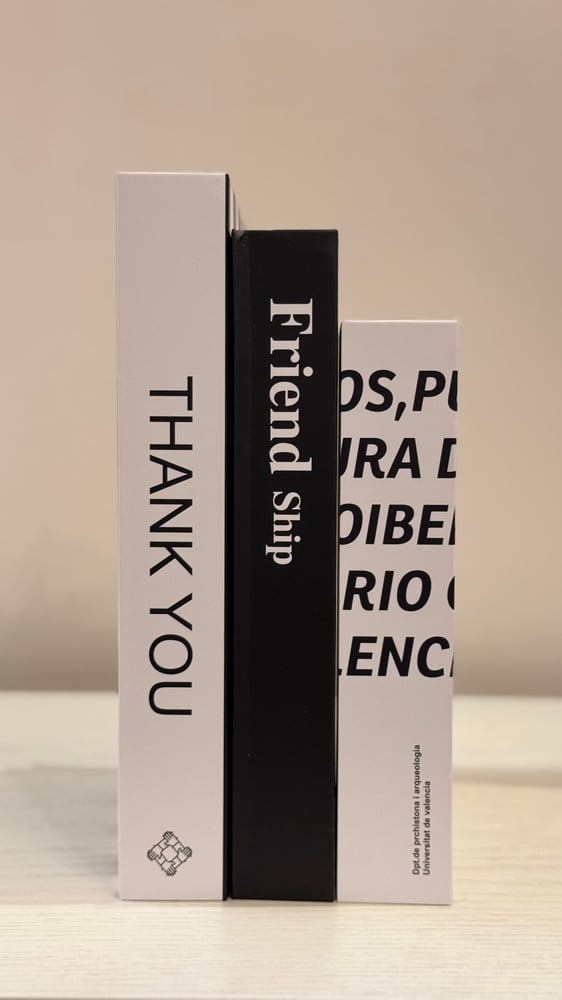 Decor book