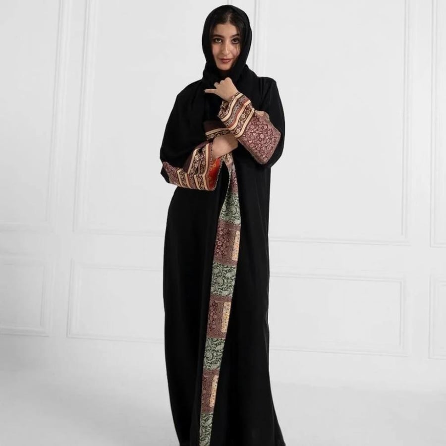 عباية سوبر ندي اكمام كتان RH47