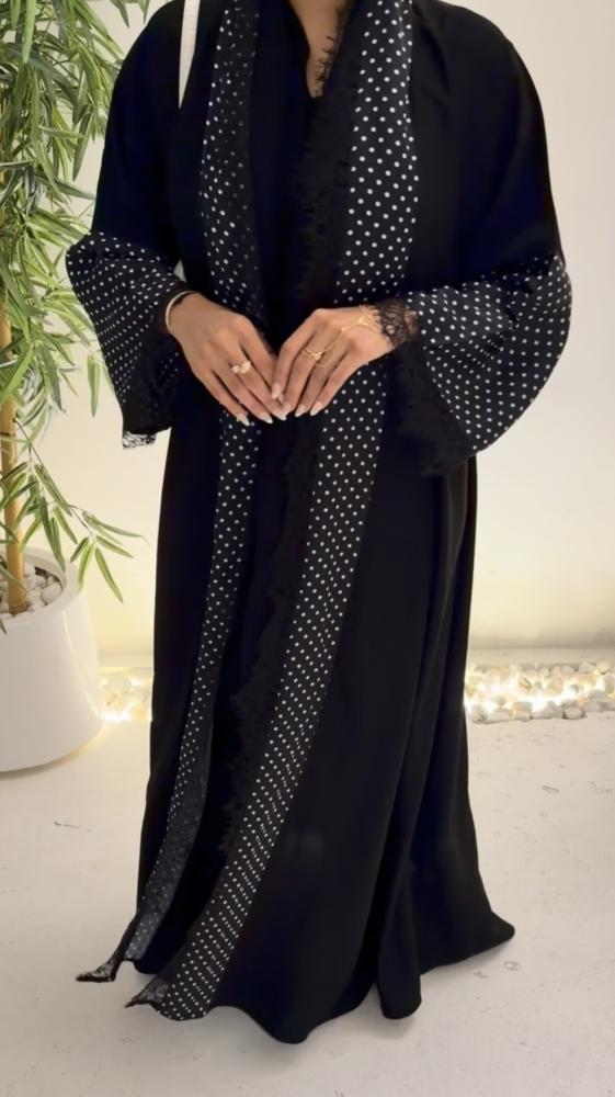 عباية لورين