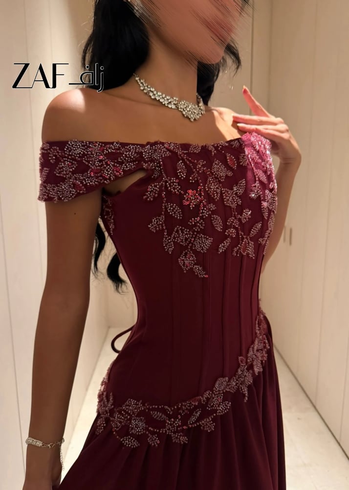 Burgundy Bloom | برغندي بلوم