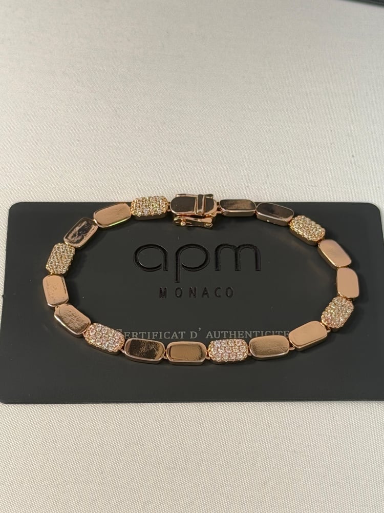 Apm bracelet