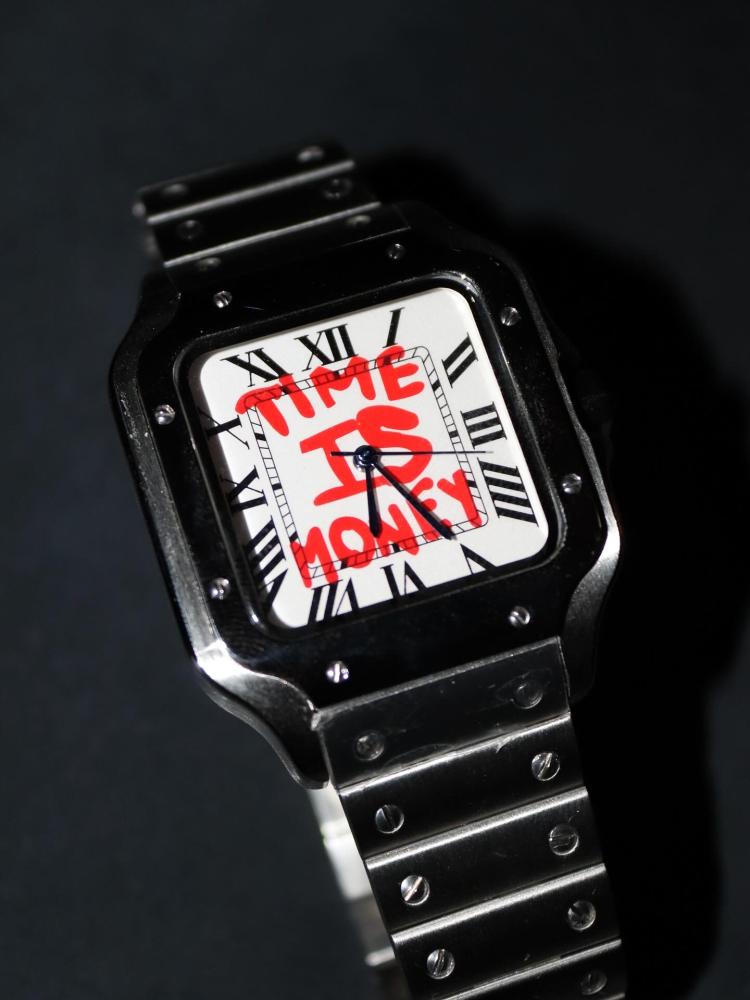 ساعة يد Time is Money فضية - تصميم مستطيل مع سوار معدني