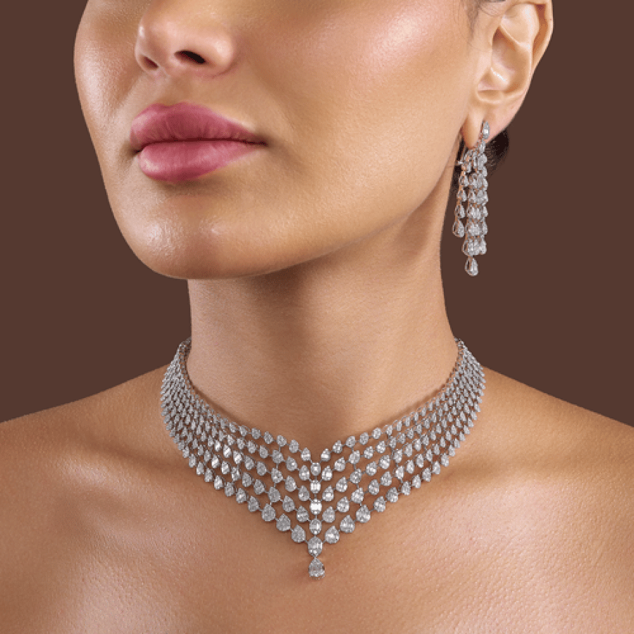 طقم ذهب ابيض و الماس عيار 18
