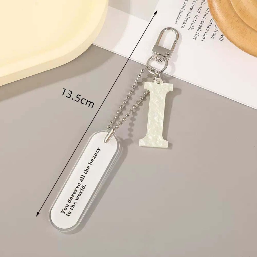 I-shaped pendant
