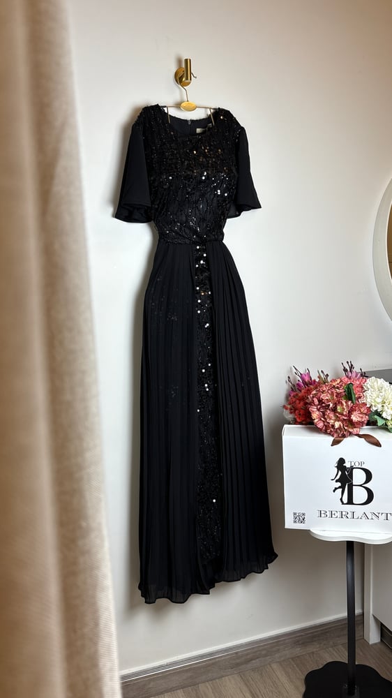 Evening dress beige embroidered with sequins with double pleated skirt