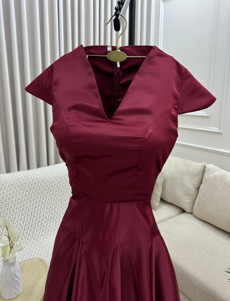Mahr dress
