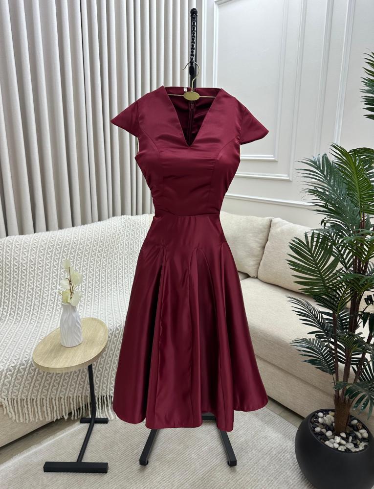 Mahr dress