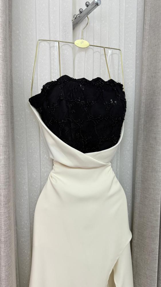 Roba'i dress