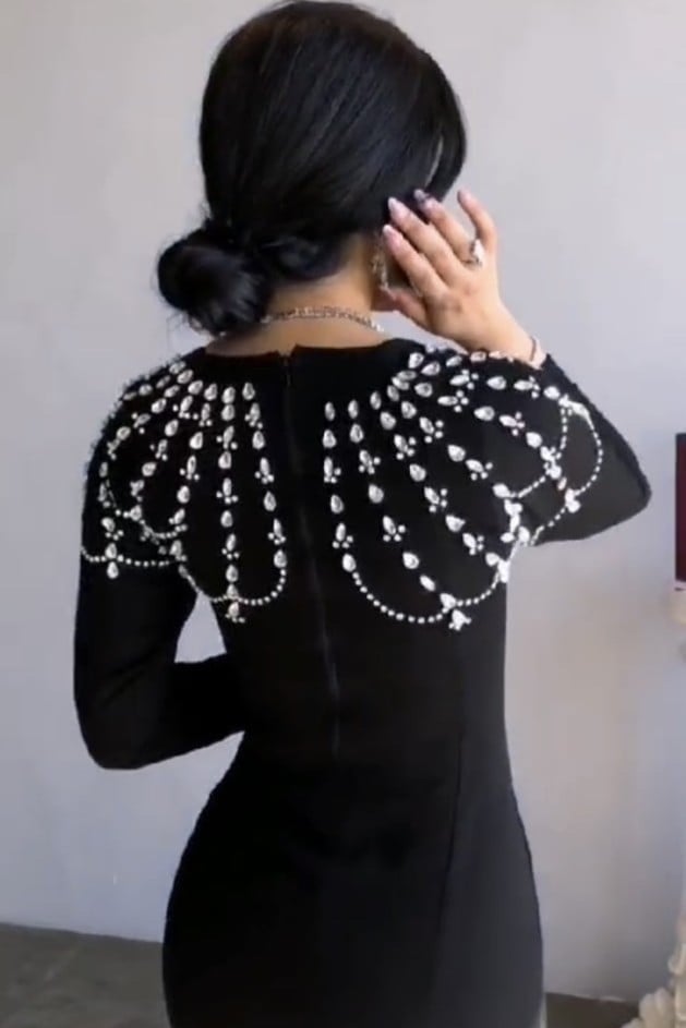 فستان اشواق أسود