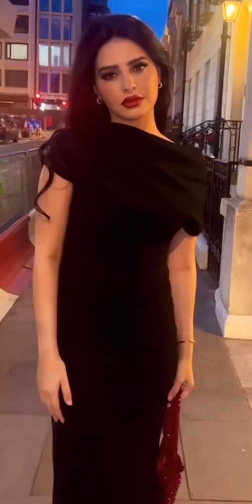 L67 dress