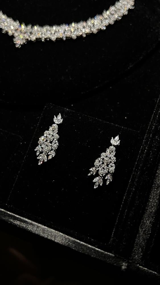 Elegant set 4