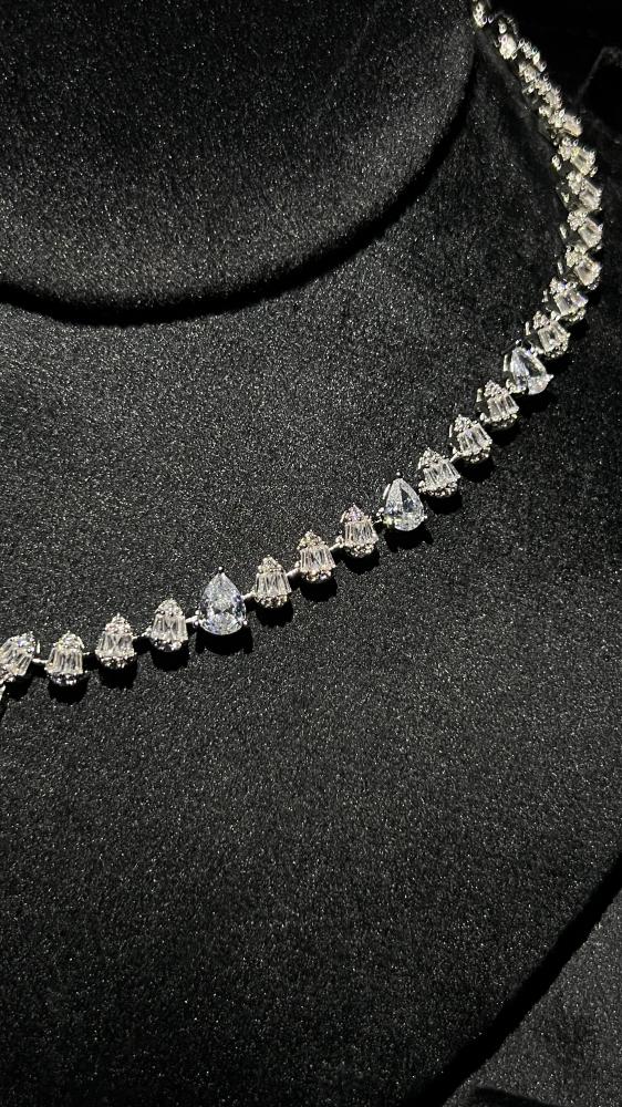 A set with an elegant design