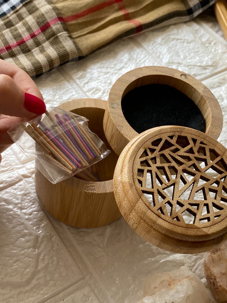 مبخرة كوب السيارة