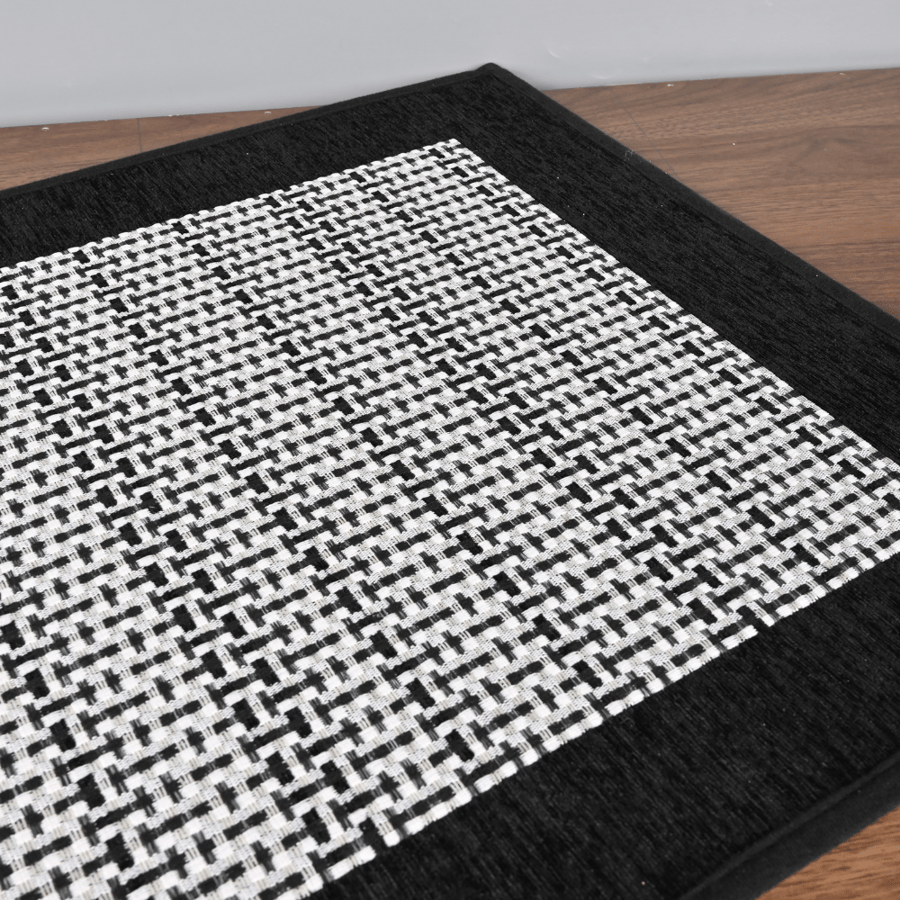 دعاسة أبواب ربل بلاستيك 50×78 سم لون اسود – تصميم قوي مانع للانزلاق