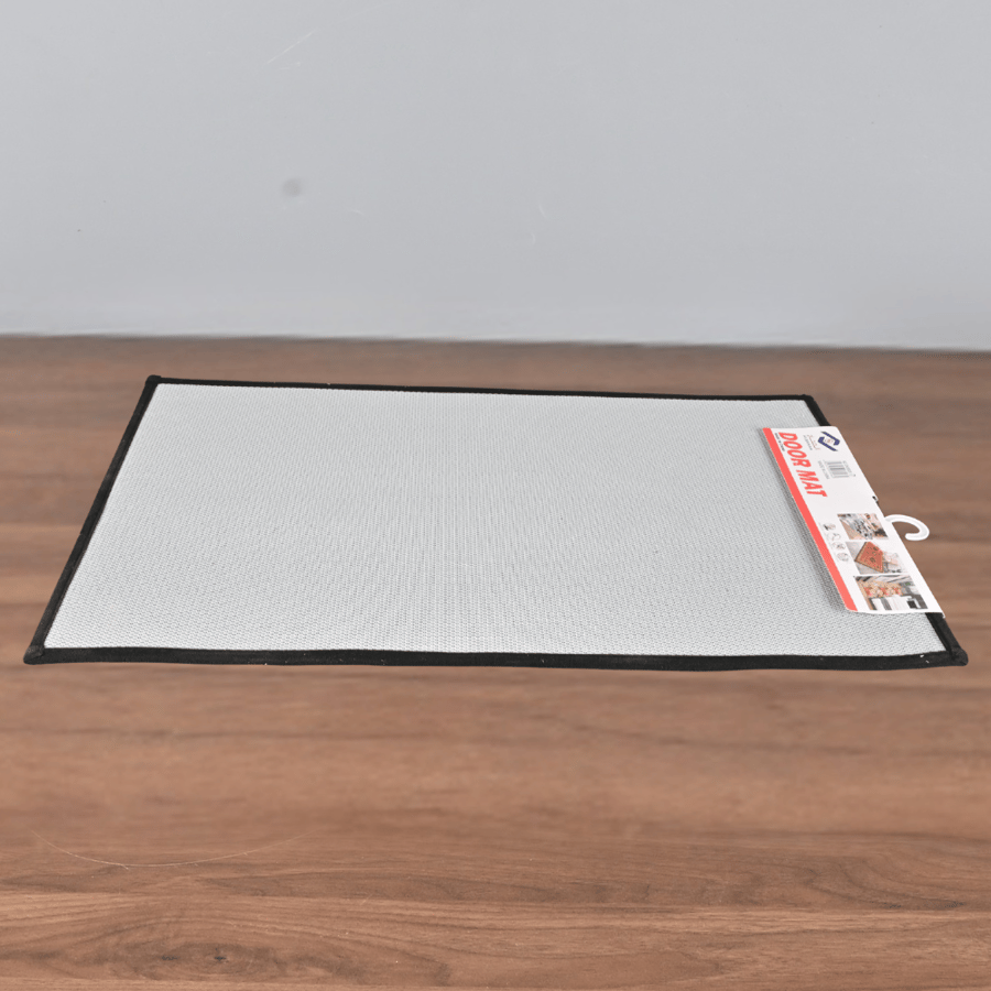 دعاسة أبواب ربل بلاستيك 50×78 سم لون اسود – تصميم قوي مانع للانزلاق