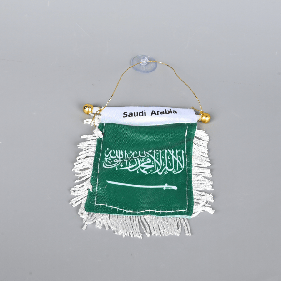 تعليقة مرآة سيارة اليوم الوطني - علم السعودية مع هدب ابيض