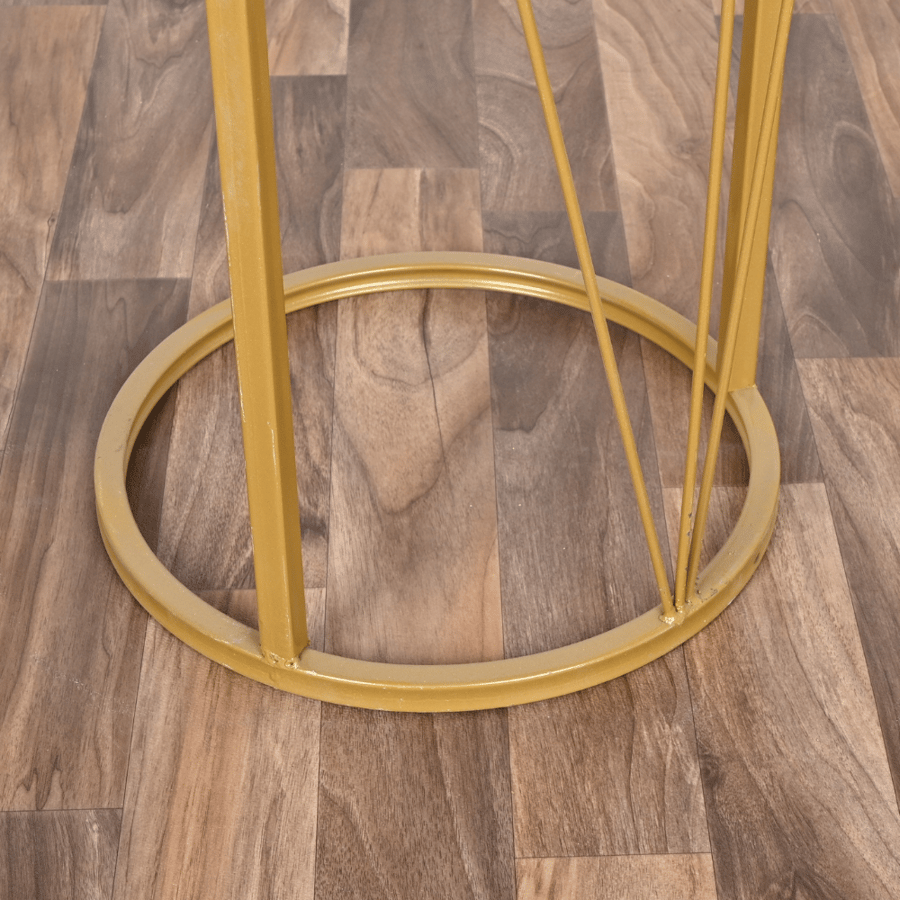 طاولة خدمة بتصميم عصري حديث