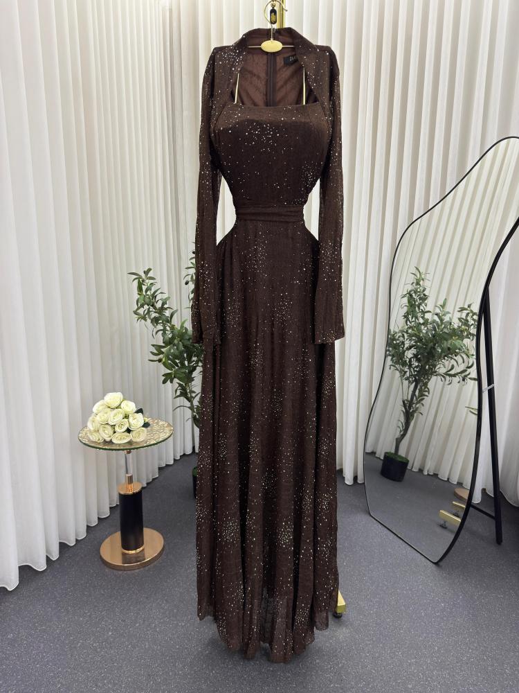 فستان سهرة ناعم لمعه اشترتش